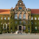 Wroclaw: 2-Hour Private Guided Tour by Electric Car - Is This Tour Right for You?