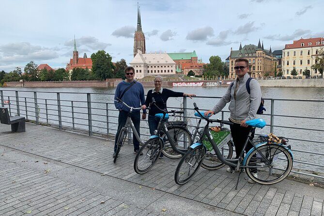Wroclaw: 3-Hour Bike Tour in English - Practical Details and Considerations