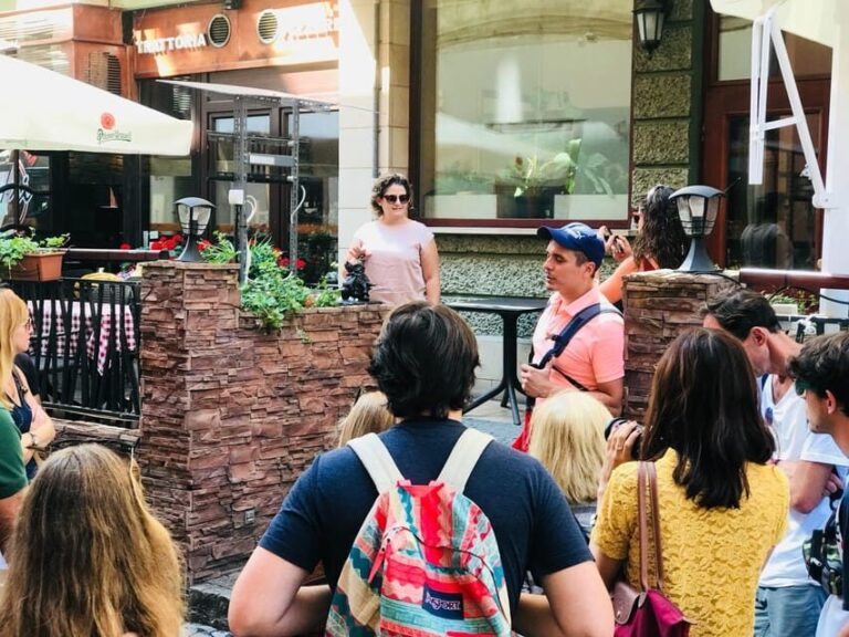 Wroclaw: Guided City Walk in Spanish - What to Expect at Each Stop