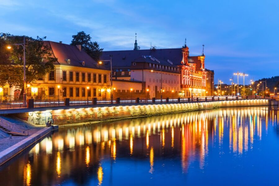Wroclaw: Old Town Highlights Private Walking Tour - A Detailed Breakdown of the Tour Itinerary