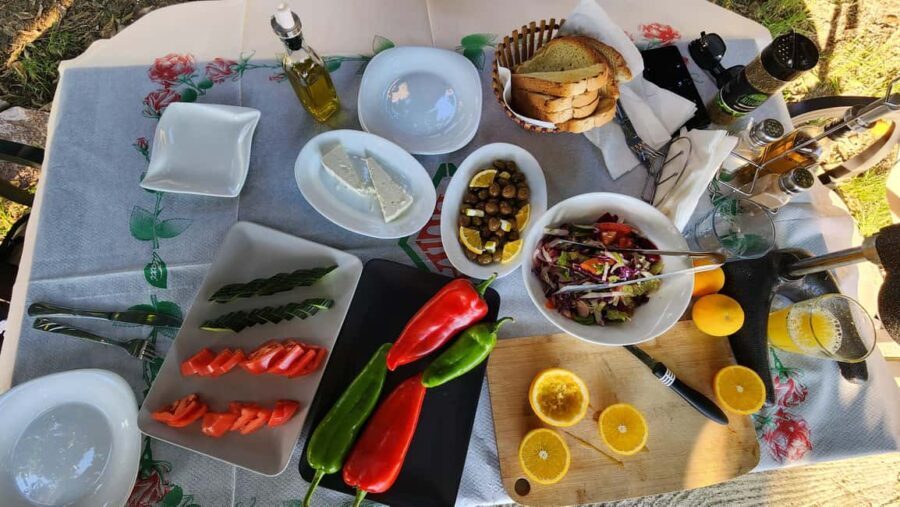 Xarrë: Mandarin Farming Tour with Traditional Cooking Lunch - What the Tour Includes and How It Works