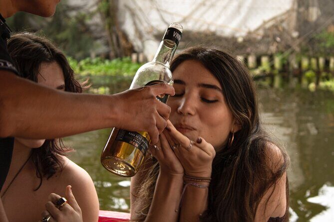 Xochimilco BOAT LIGHT PARTY WITH 1 DRINK AND 4 TAQUITOES + 18 - Authentic Perspectives from Travelers
