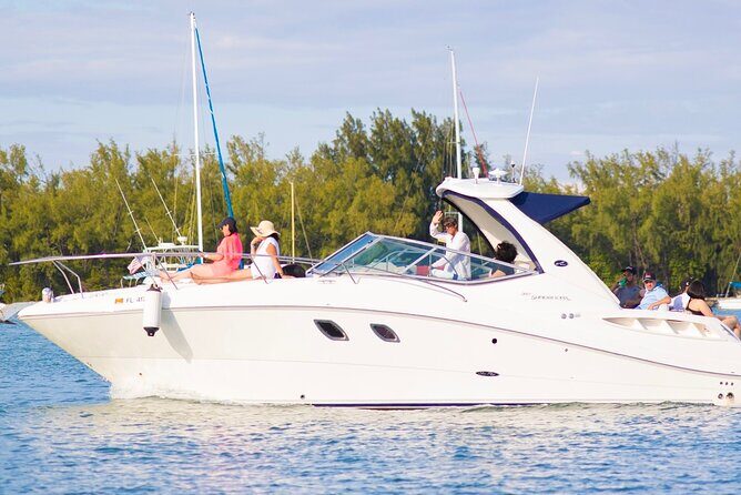 Yacht Celebration! (Restroom/Kitchen/AC & Bed on Board) - What’s Included and What Costs Extra