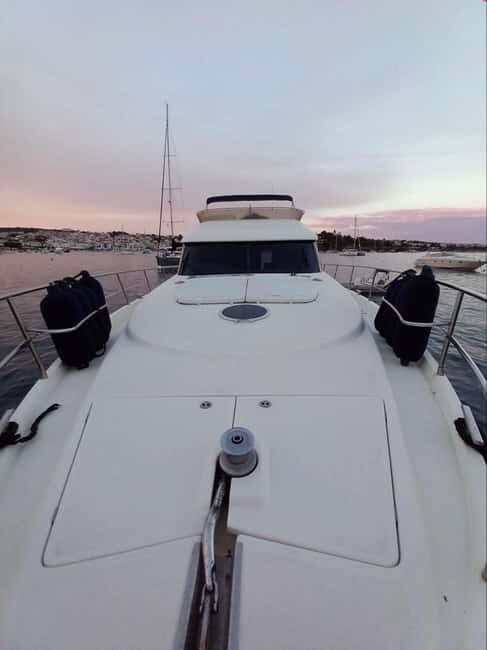 Yacht tour of Cabo de Gata with aperitif included - Who Is This Tour Best Suited For?