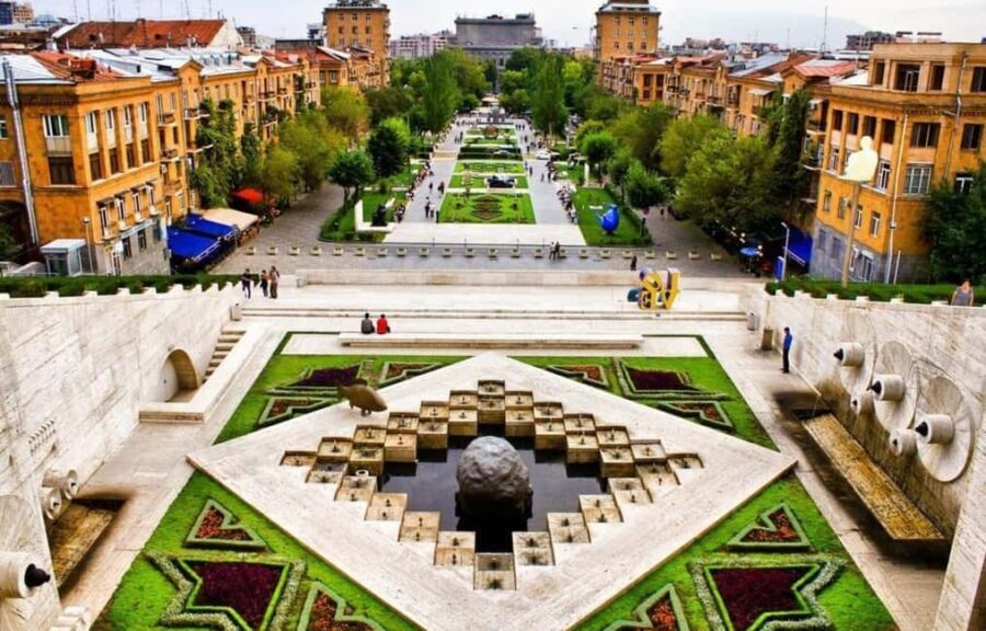 Yerevan: City Highlights Layover Tour from Zvartnots Airport - Transportation and Group Size
