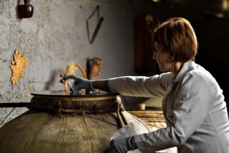 Yerevan: Gevorkian Winery Tour and Tasting Experience - The Overall Experience: Pros and Cons