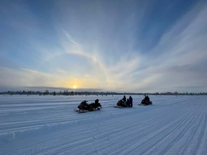 Ylläs:Snowmobile safari to forest kota with a family company - What to Expect from the Tour