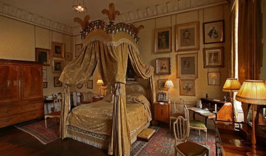 York: Visit York Pass with 30+ Attractions & Hop On Hop off - Navigating the Itinerary: What to Expect