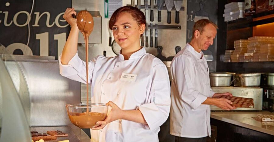 York's Chocolate Story: Guided Tour - Exploring the Tour Itinerary in Detail