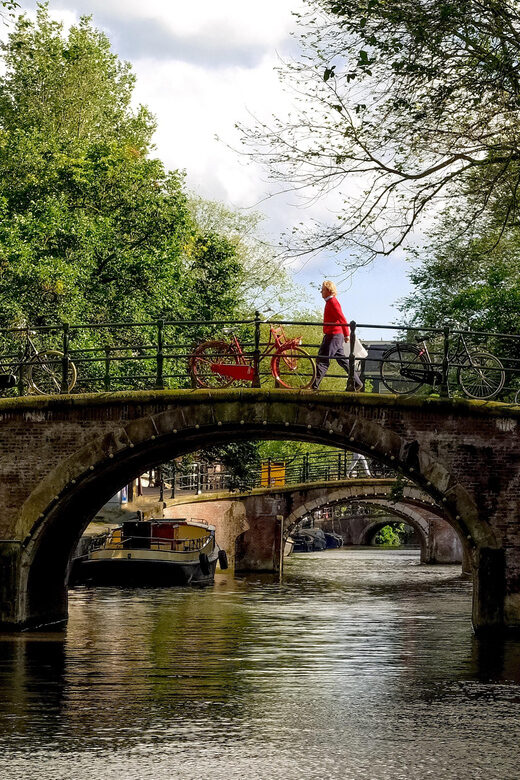 Your Own Amsterdam. The Old Side - Who Will Love This Tour?
