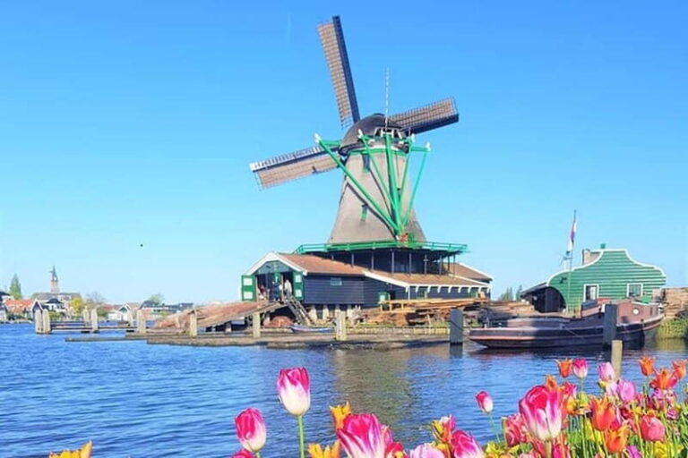 Zaanse Schans & Volendam Private Tour: Windmills and Cheese - An In-Depth Look at the Experience