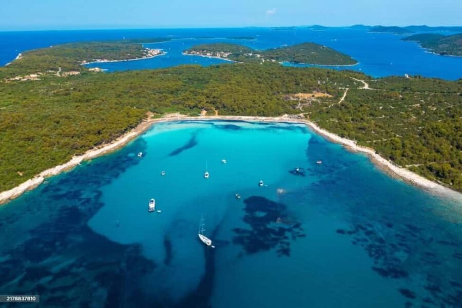 Zadar Luxury Group or Private Speedboat Tour - Who Is This Tour Best For?