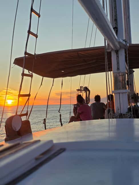 Zadar: Sunset Cruise with unlimited champagne - The Practical Details