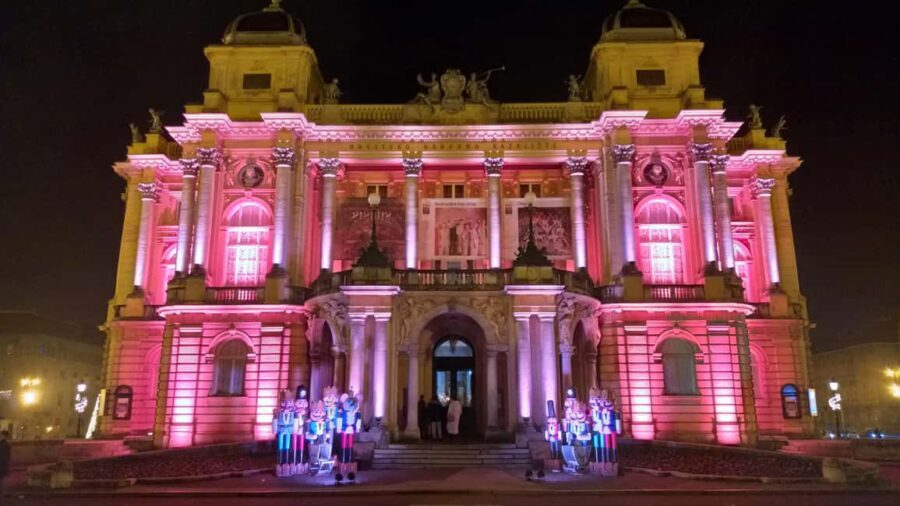 Zagabria Zagreb in Italian & English: Architecture & History - What to Expect and Practical Notes