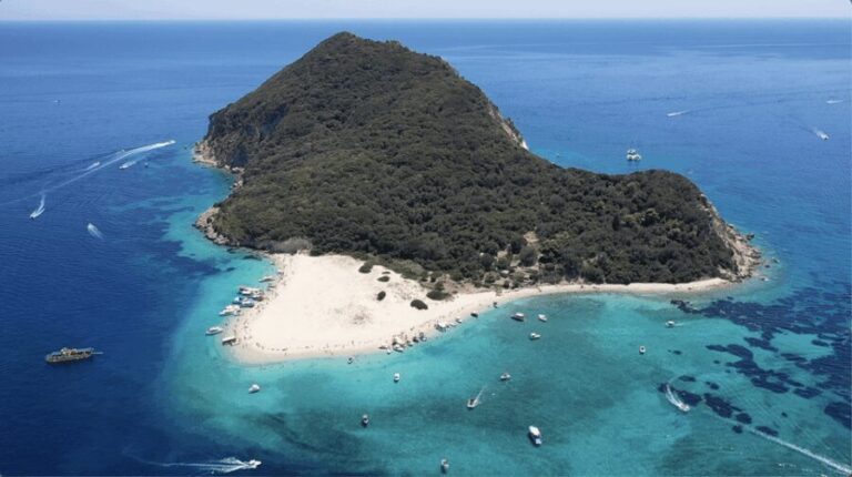 Zakynthos & Kefalonia: Private Guided Tours and Excursions - Who Should Consider This Tour?