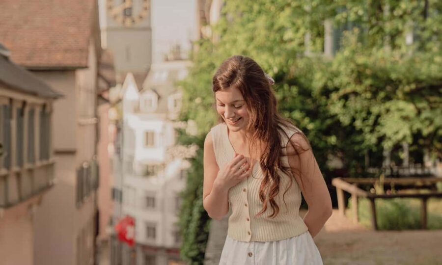 Zurich: Private Professional Photoshoot at Lindenhof - The Itinerary Breakdown