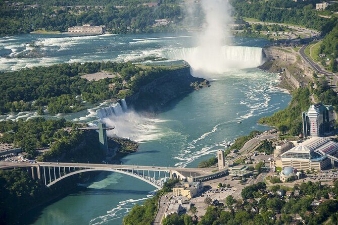 1 Day Niagara Falls US Side - from New York by Air - FAQs