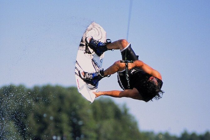 1 Half Day Waterski, Wakeboard or Wakesurf Lesson - 5 people max - Why Travelers Love This Experience