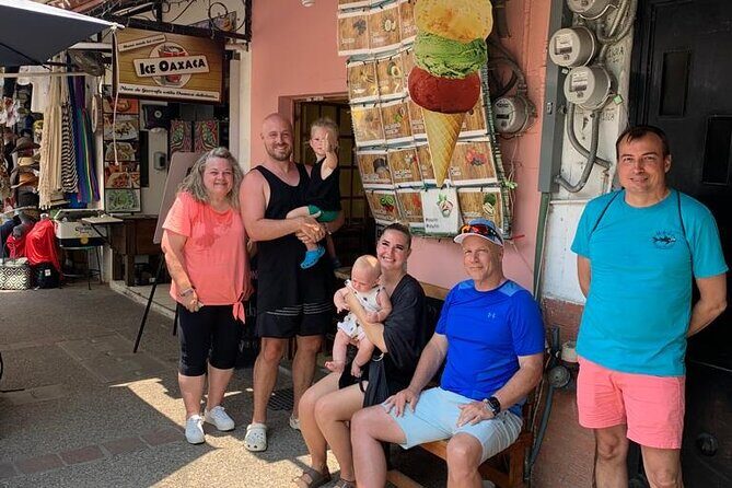 2 Hour and 30 Minutes Walking Tour in 5 De Diciembre - The Value of the Experience