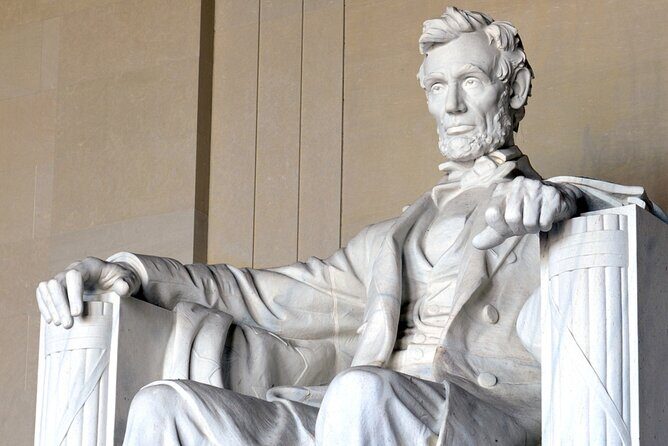 2 Hour Holiday Treasures  Christmas Private Tour in Denver - Who Should Consider This Tour?