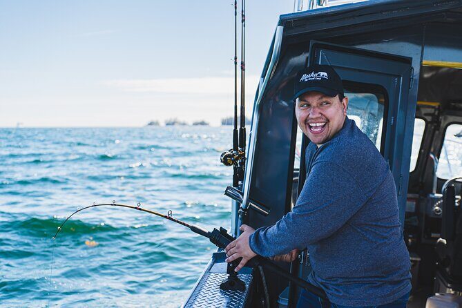 30' Private Halibut and Salmon Fishing Charter - What to Expect on Your Private Fishing Day