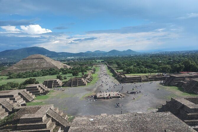 4 hours guided tour on Teotihuacan - FAQs