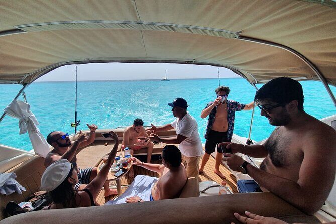 4 hours - Private 48ft Yacht all inclusive in Tulum and Playa del Carmen - The Real Value: What You’re Getting