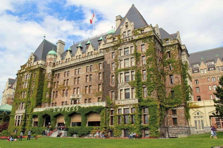 4 Unforgettable Hours in Victoria - What the Experience Looks Like