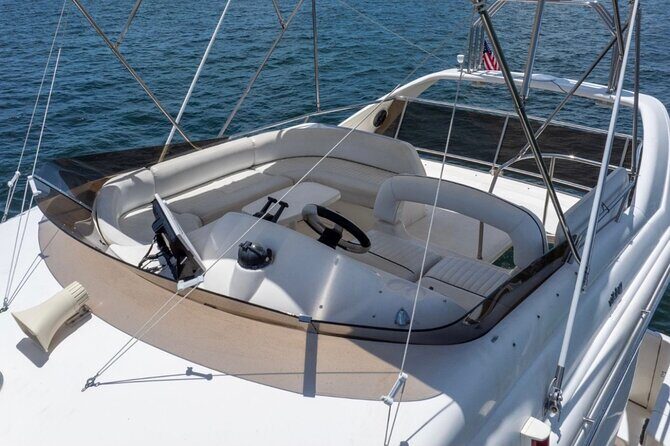 55ft 1 Hour FREE Miami Yacht Rental 3 to 6 Hours 13 People - What the Reviews Say