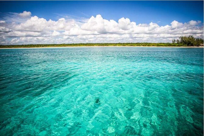 5H 42' Azimut Yacht All-Inclusive from Tulum & Playa del Carmen. - What Makes This Experience Special?