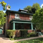 A Custom Group Tour of Silicon Valley with driving service - Visiting the Major Tech Campuses and Historic Sites