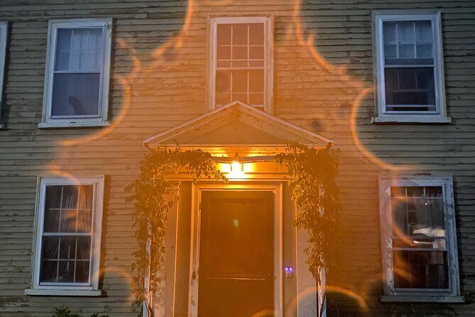A Ghost Hunting Tour Specters and Apparitions in Salem - Who Is This Tour Best For?