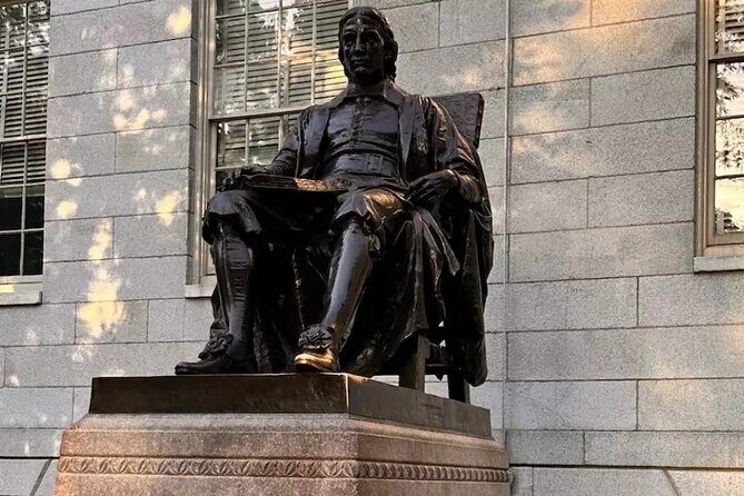 A Self-Guided Harvard University Walking Tour - The Experience of Walking Harvard Solo