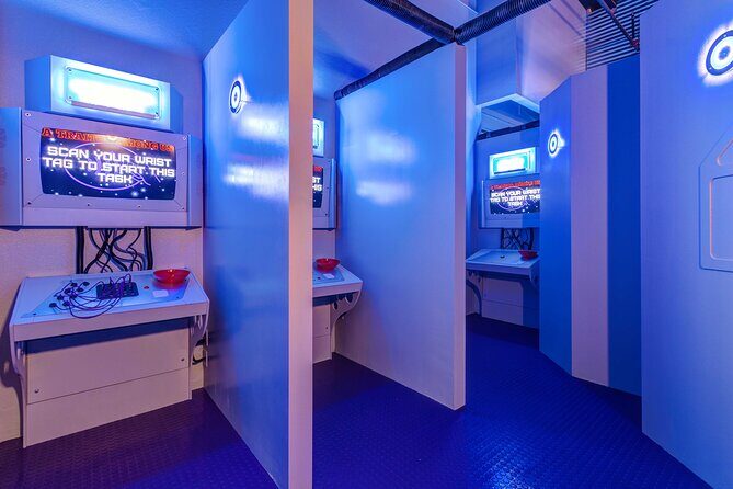 A Traitor Among Us Escape Room Game for Private Group - The Pros and Cons