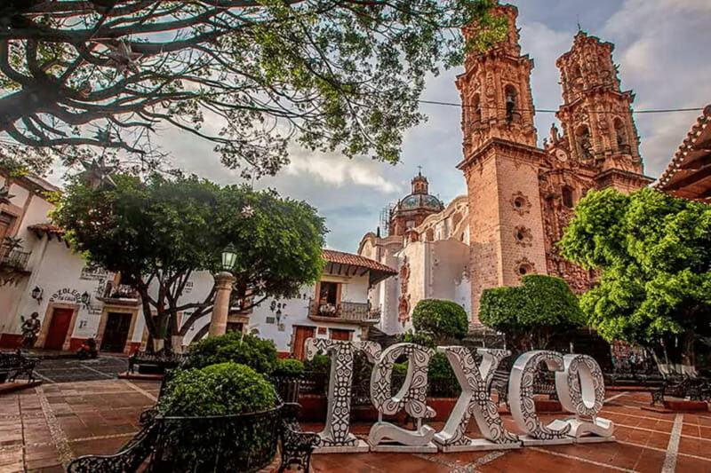 Acapulco to Taxco: One-Day Colonial Silver City Tour - The Price and How It Stacks Up