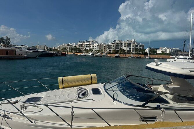 Addictive Private Yacht in Cancun 6 hours - Price vs. Value