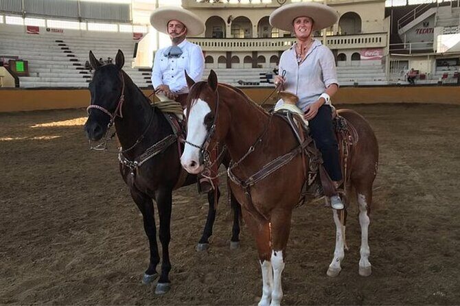 Adventure tour Between Charros, Mariachi and Parián de Tlaquepaque - Authenticity and Quality
