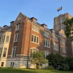 Ann Arbor: University of Michigan Guided Walking Tour - Practical Details and Group Dynamics