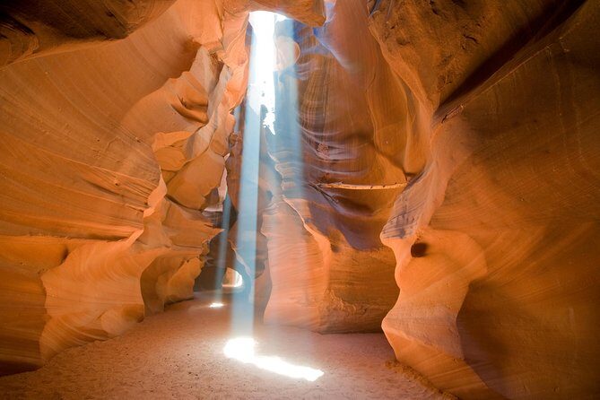 Antelope Slot Canyon and Horseshoe Bend Day Tour from Sedona - The Wonder of Horseshoe Bend