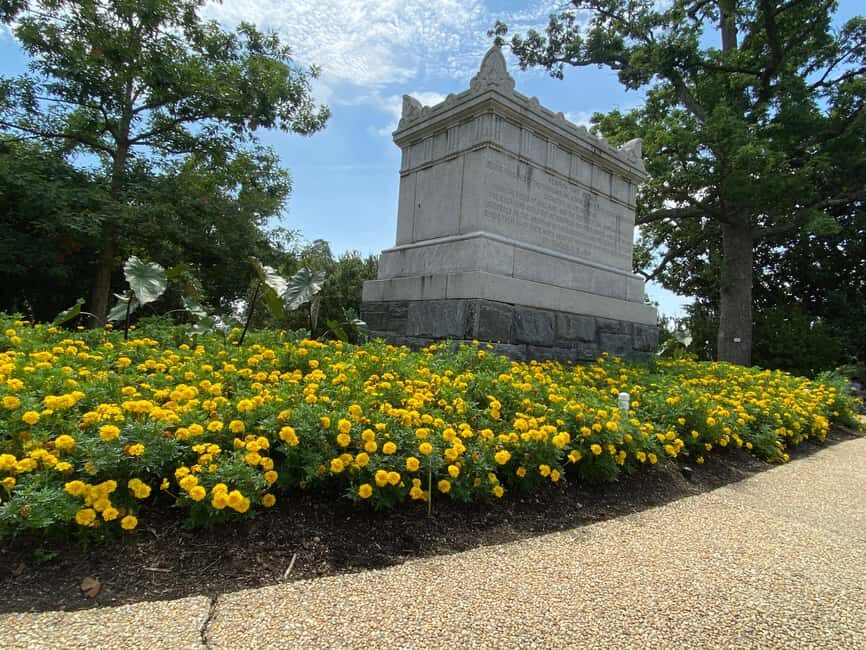 Arlington Cemetery: Private Tour for up to 10 Guests - Final Thoughts