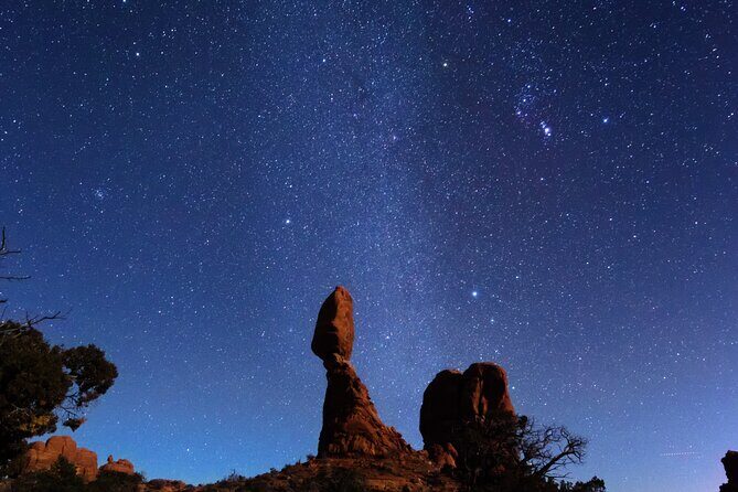 Astro-Photo, Hiking and Stargazing Tour in Arches National Park - Why This Tour Is Worth Considering