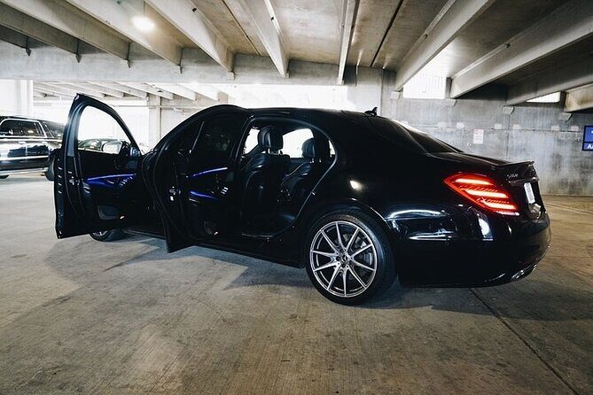 Atlanta Arrival Chauffeur Driven Transport by Executive Sedan - The Details of the Service