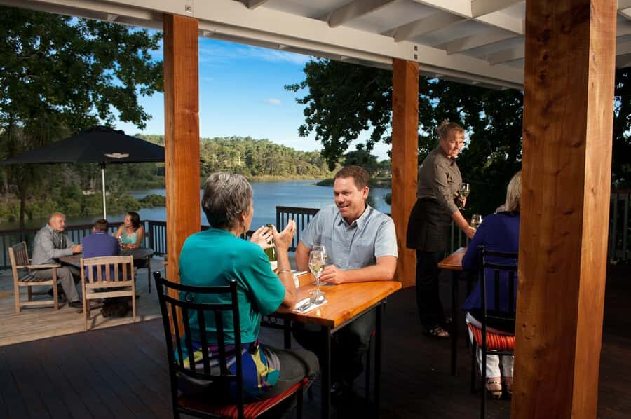 Auckland: Scenic Boat Cruise to the Riverhead Tavern - What to Expect at The Riverhead