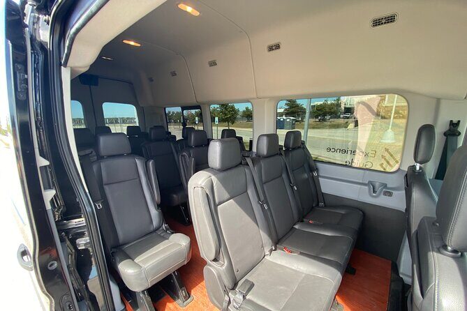 Austin Bergstrom Airport Personal pickup for up to 14 guests! - The Details: Pricing, Duration, and Logistics