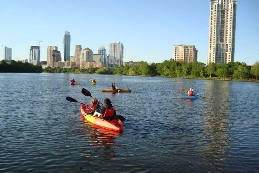 Austin: Kayak and Canoe Rental on Lady Bird Lake - The Experience from a Traveler’s Perspective