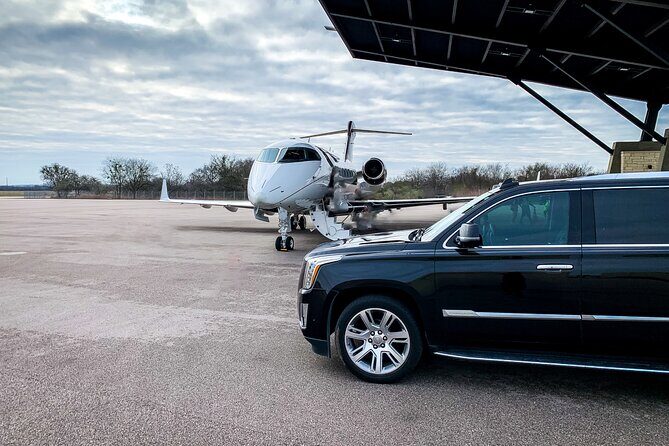 Austin Texas Airport Transfer Premium Black SUV - The Practicalities: Booking and Experience