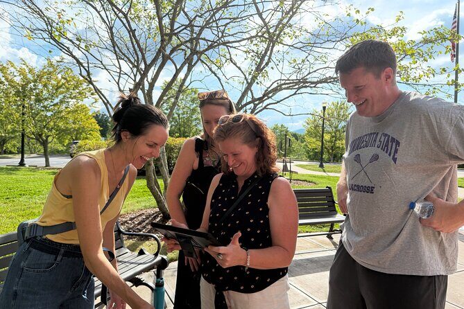 Bachelorette Royal Bar Crawl through South Slope District - Price and Value