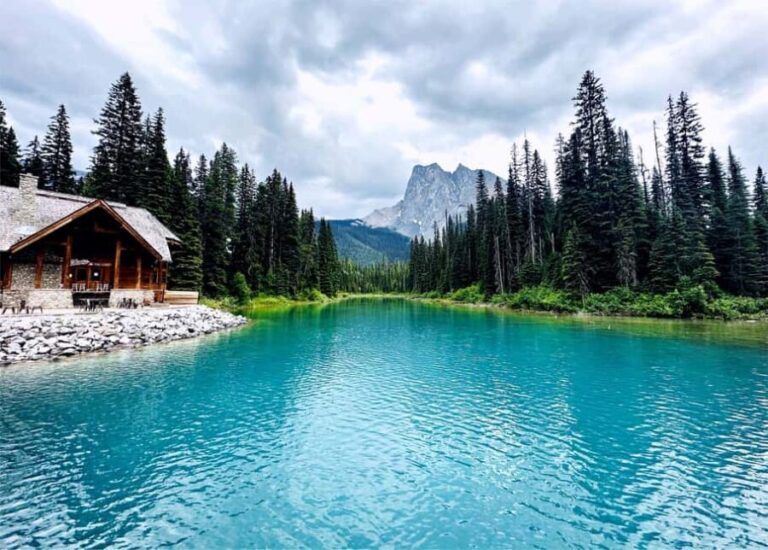 Banff/Calgary:1-Day to Lake Louise,Moraine Lake,Emerald Lake - What We Like and Don’t Love