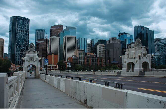 Banff Canmore to Calgary YYC Airport Transfer - Who Should Consider This Transfer?