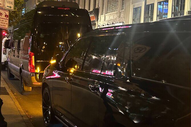 Best Nashville Limo Service, and BNA Airport Round trip transfers - Benefits of Choosing a Private Limo Service in Nashville